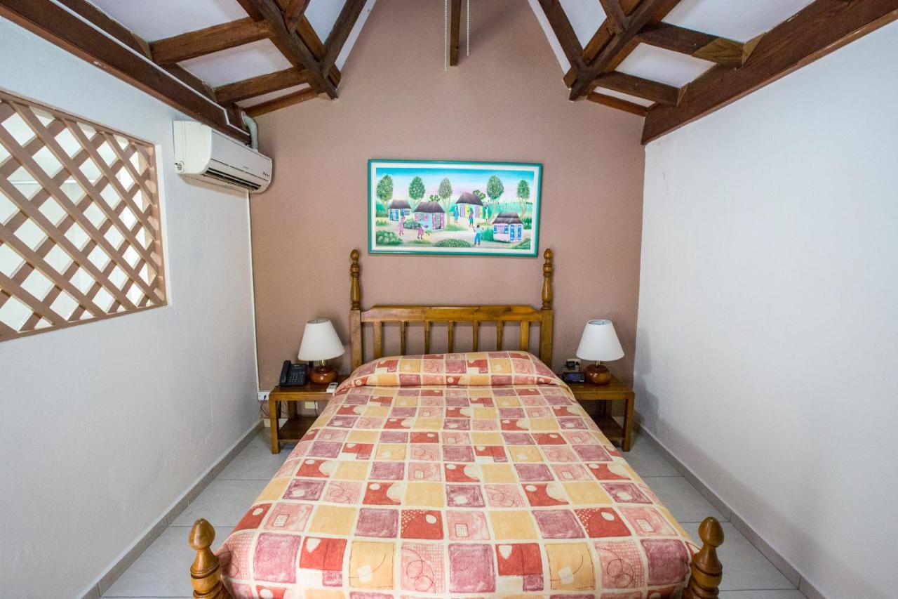 Moulin Sur Mer Beach Resort Montrouis Luaran gambar